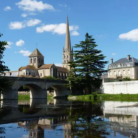 De L Abbaye ホテル サン・サヴァン